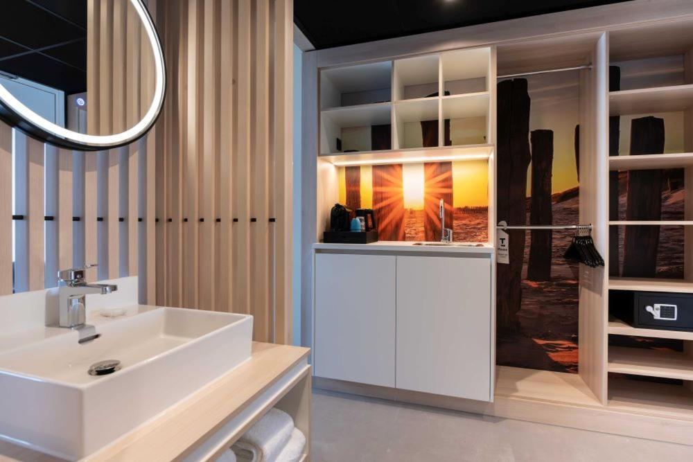 Hotel Waterstate Goes Ngoại thất bức ảnh