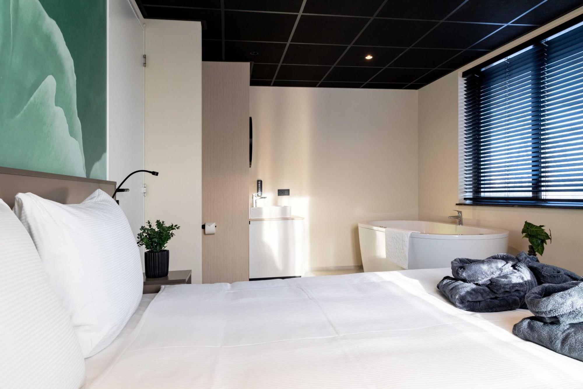 Hotel Waterstate Goes Ngoại thất bức ảnh
